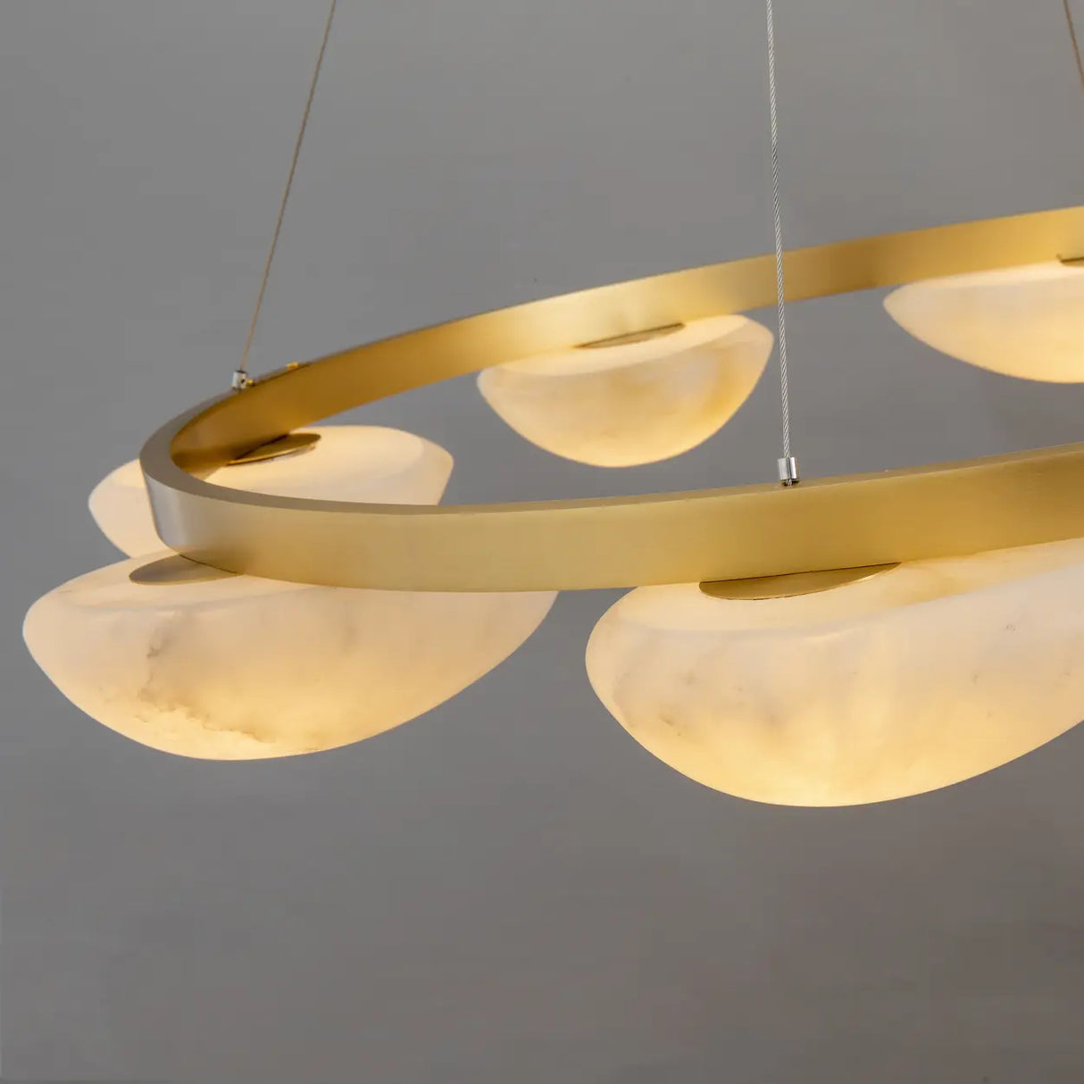 Modern Luxury Brass Circular Alabaster Hanging Chandelier Image - 7