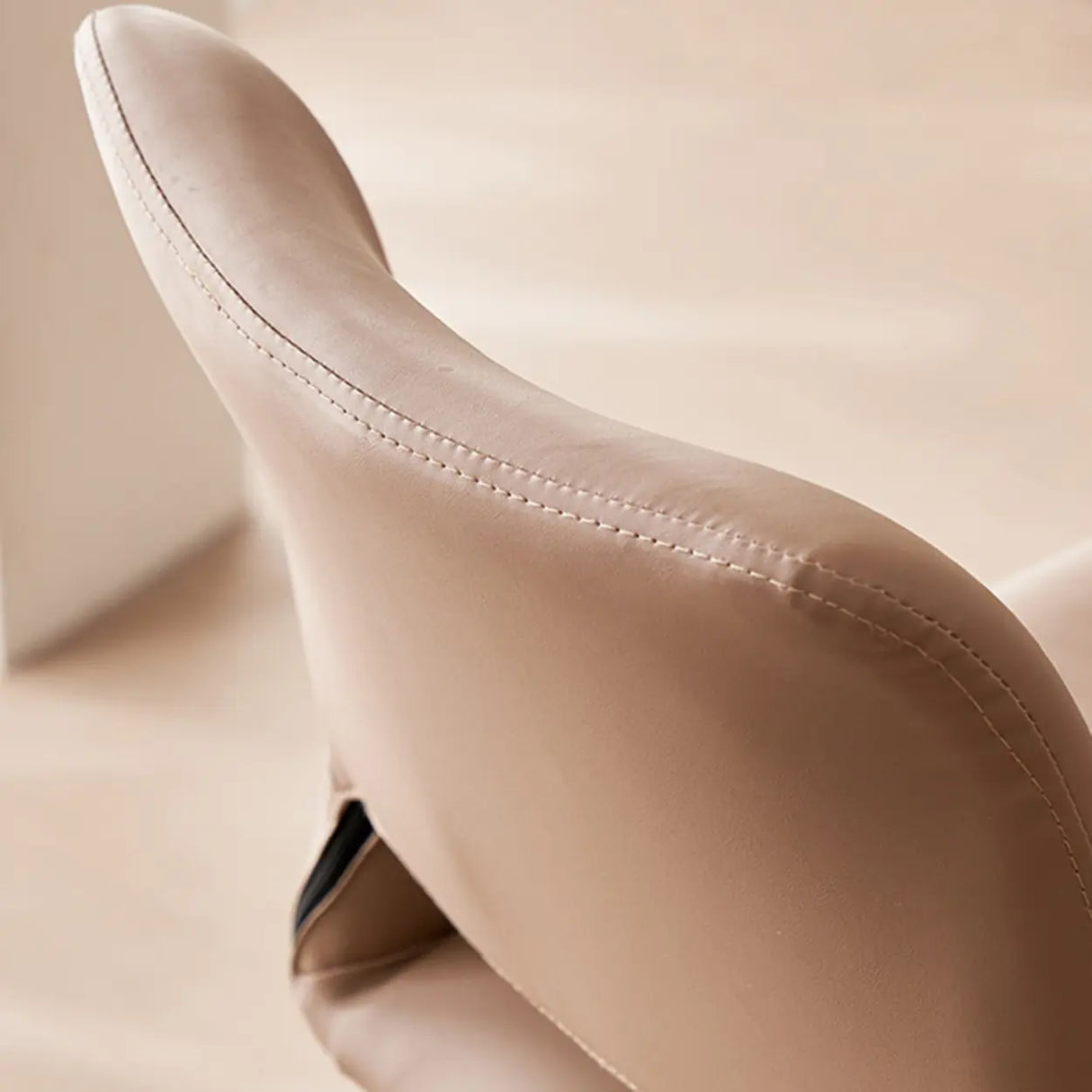 Modern Minimalist Upholstered Low Back Leather Saddle Bar Stool Image - 10