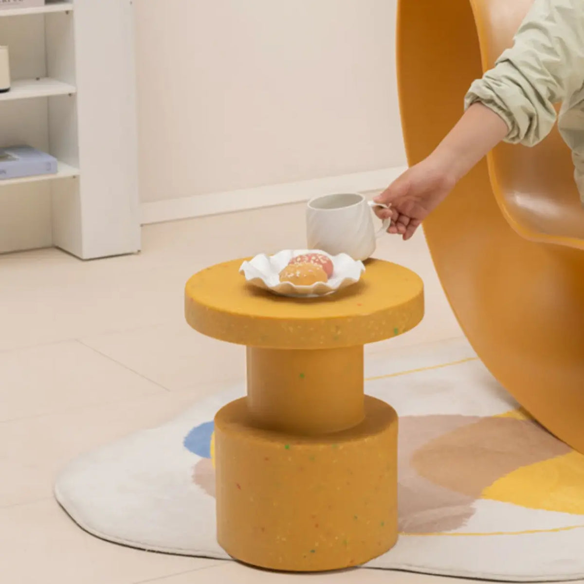 Modern Round Side Table Small Accent Table for Living Room Image - 3