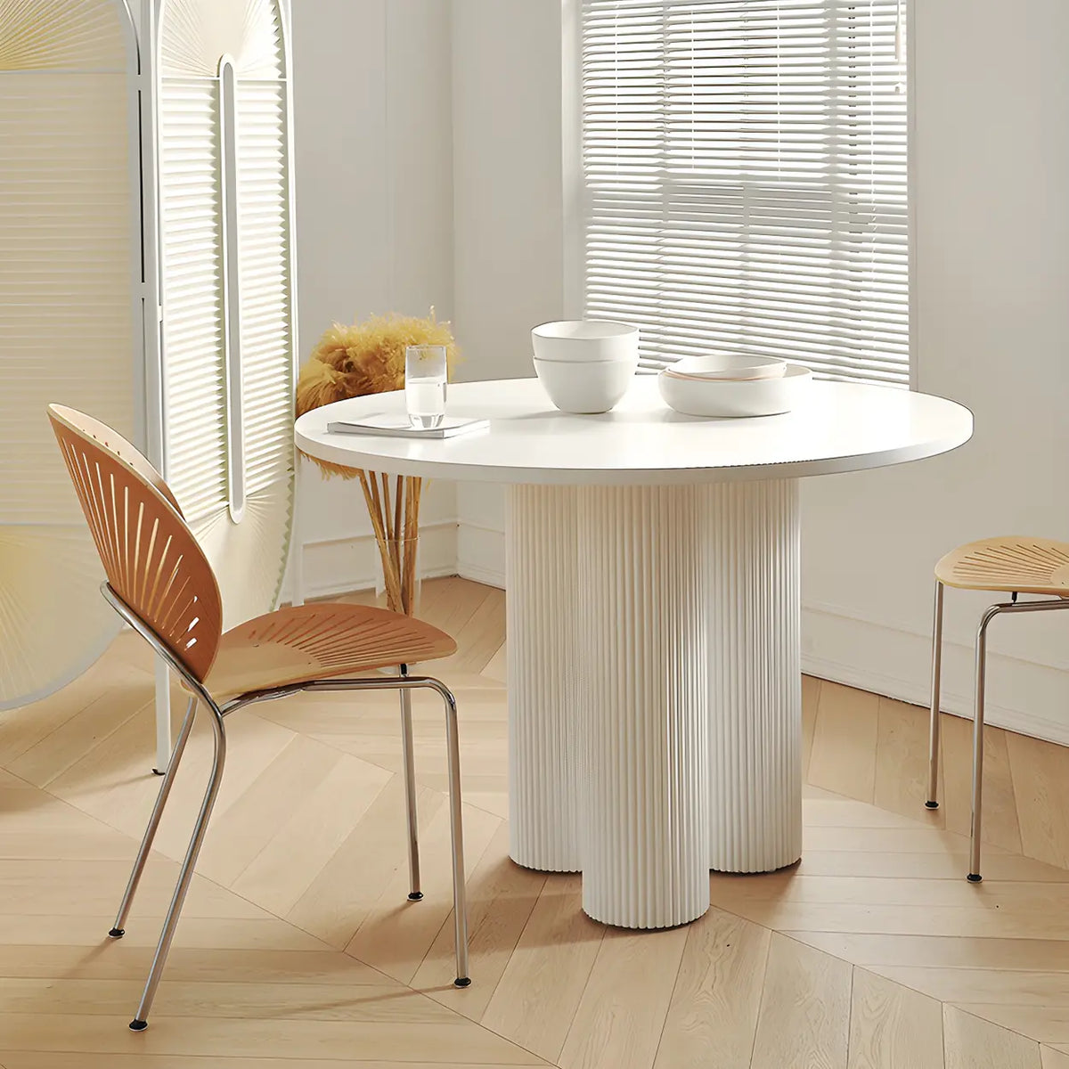 Modern Round White Oak Wood Dining Table Image - 6