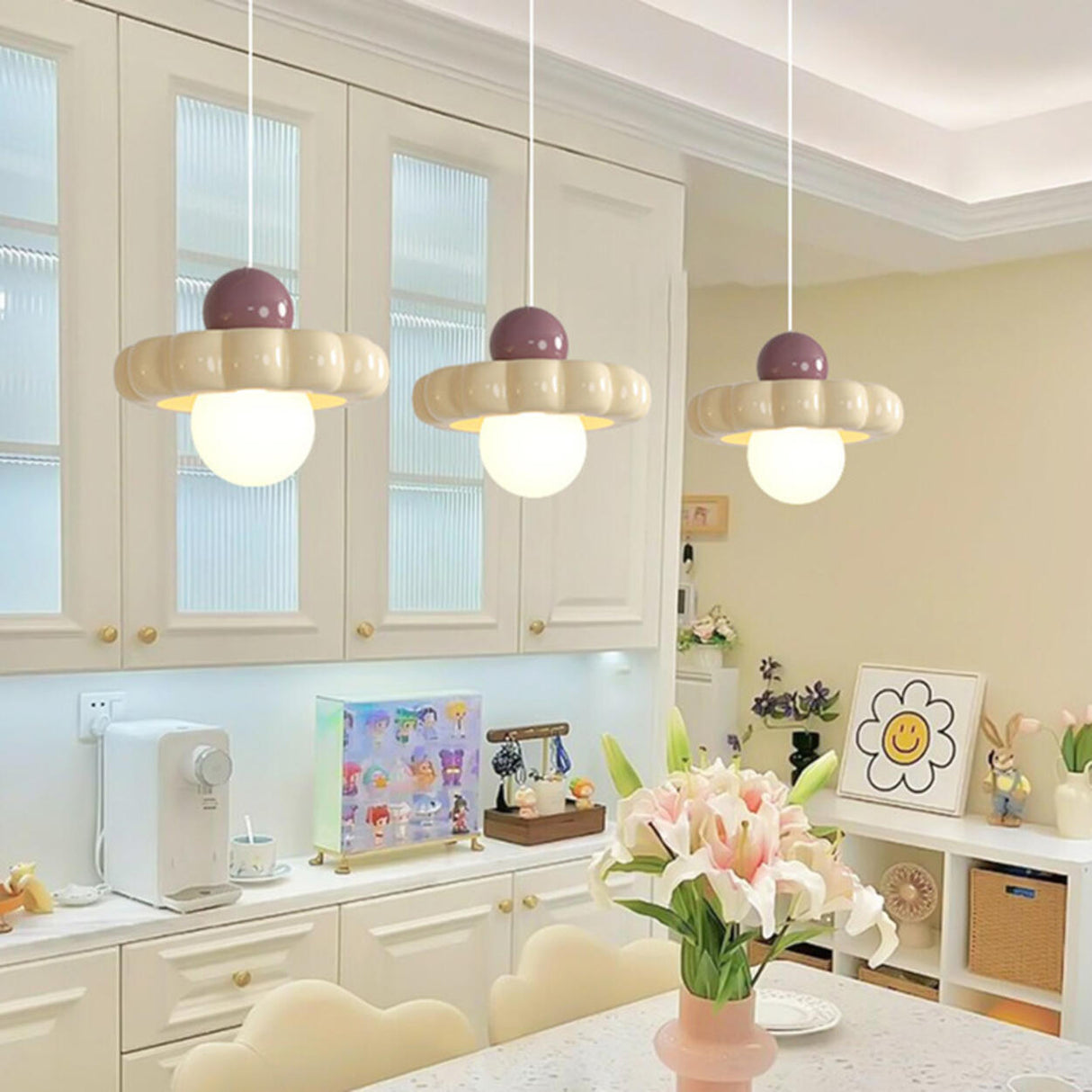 Modern White 3 Lights Resin Flower Dining Room Pendant Light Image - 15