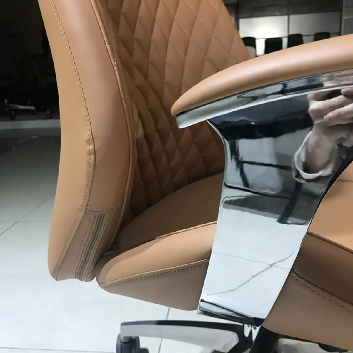 Modern Yellow Ergonomic Seat Swivel Leather Office Chair Image - 6