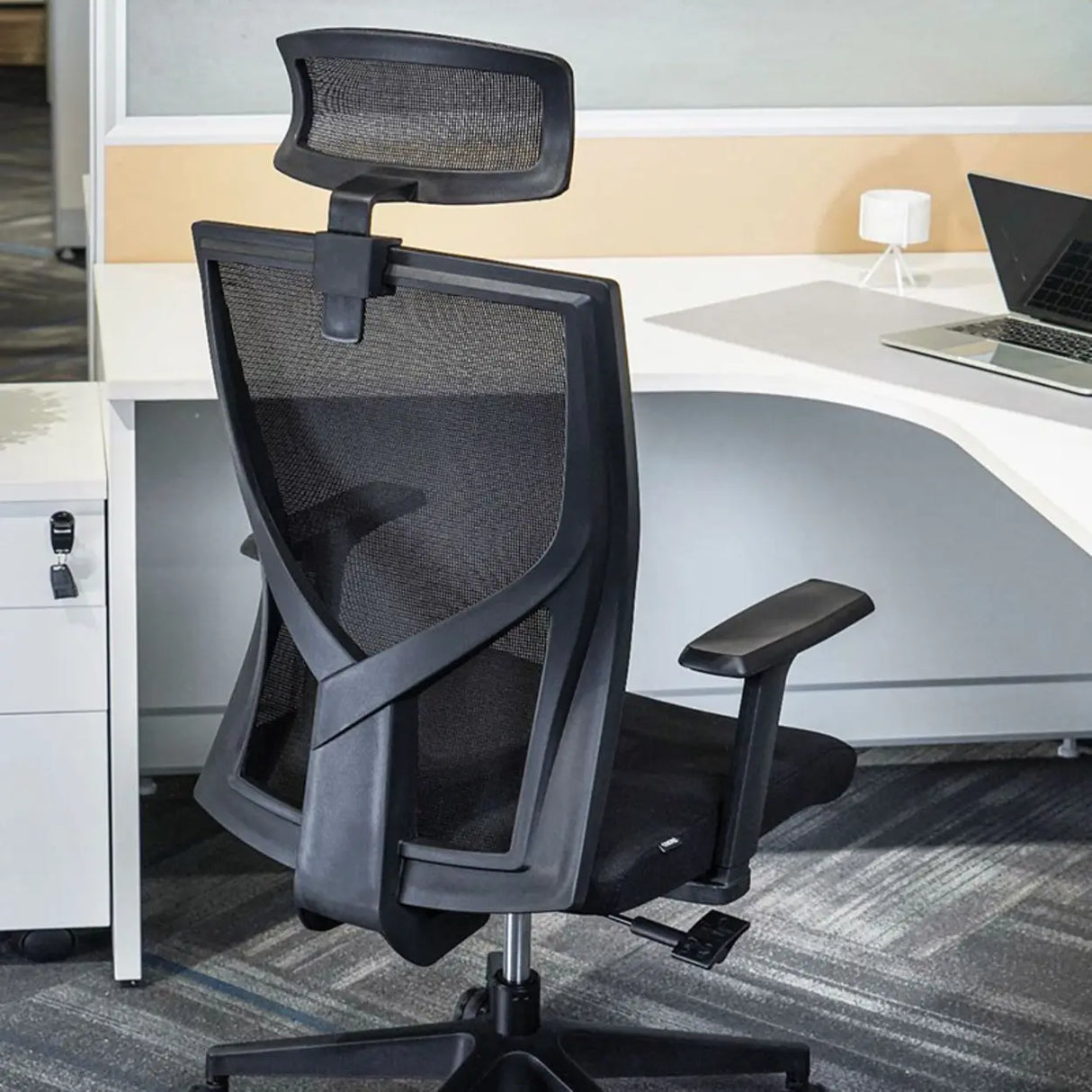 Modish Black Adjustable Fixed Arms Ergonomic Office Chair Image - 9