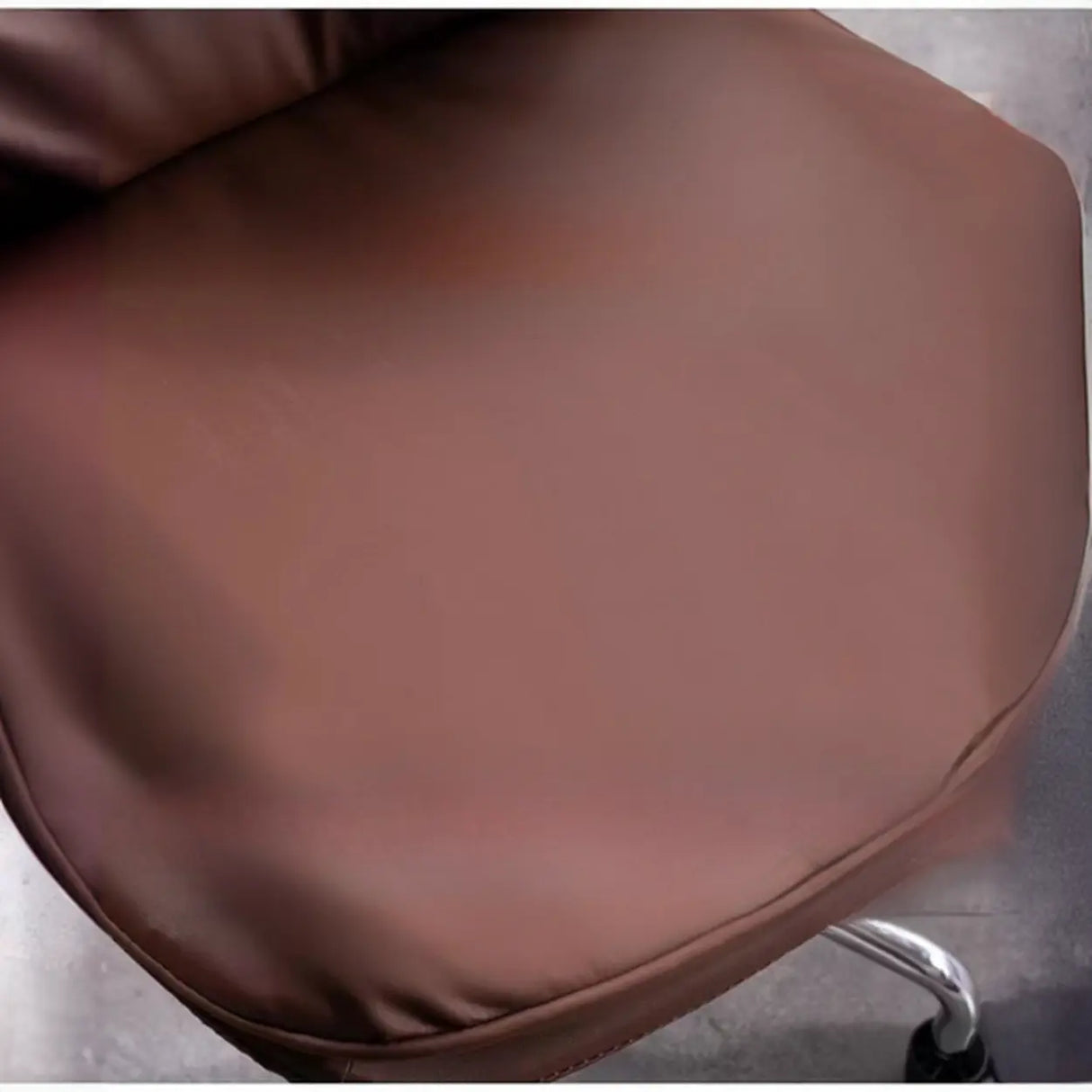 Modish Ergonomic Faux Leather Swivel Casters Office Chair Image - 16