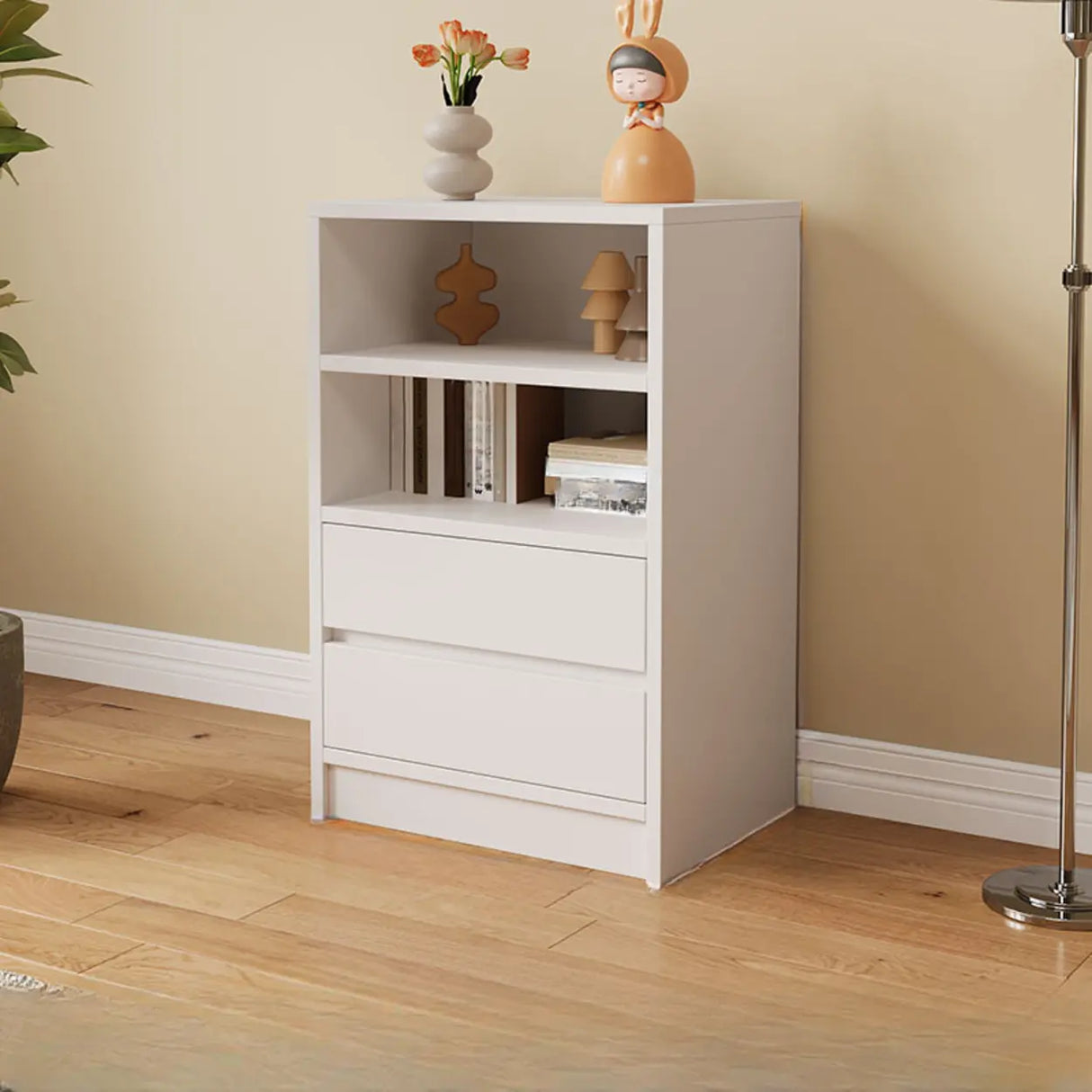 Modish White Horizontal Rectangle Wood Storage Bookcase Image - 15