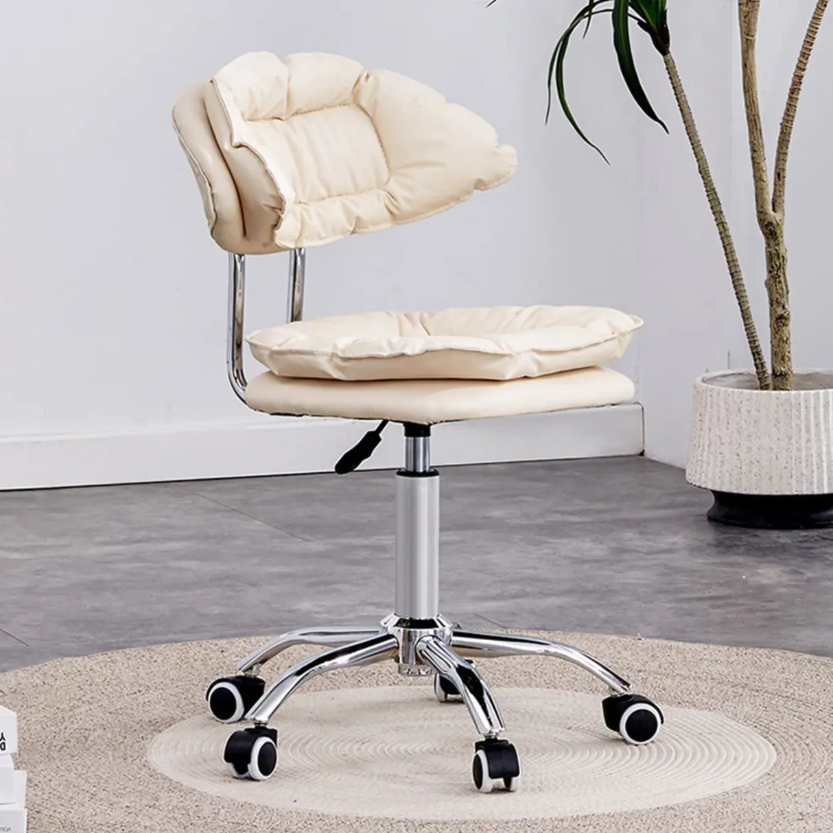 Multi-Color Ergonomic Leather Rotatable Office Chair Image - 19