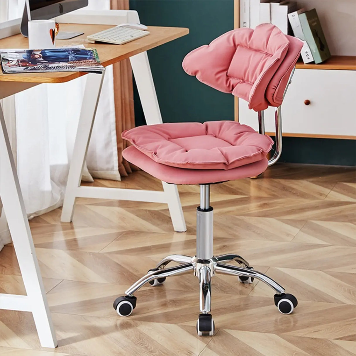 Multi-Color Ergonomic Leather Rotatable Office Chair Image - 4