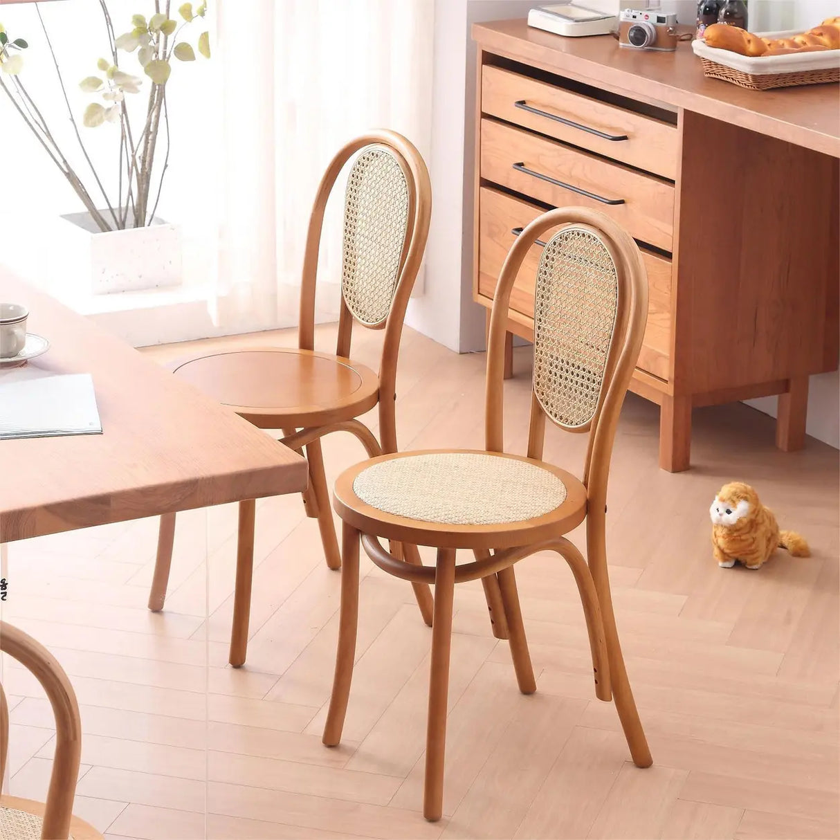 Natural Finish Windsor Back Wood Woven Dining Chair Image - 1
