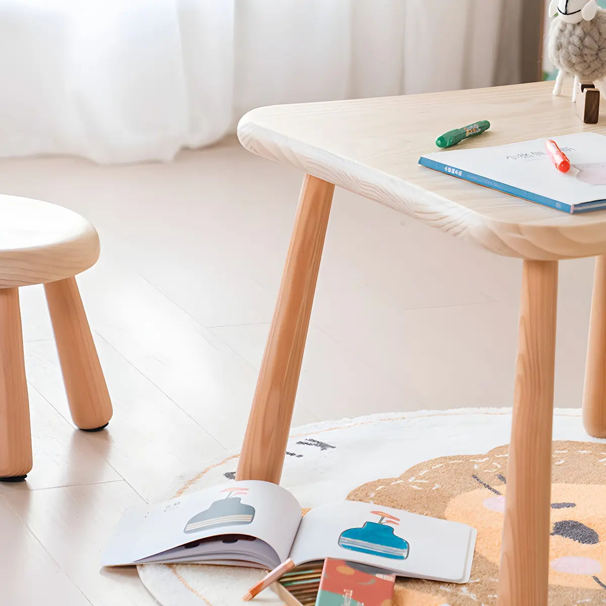 Natural Wood Round Toddler Painting Table Chair Set Image - 15