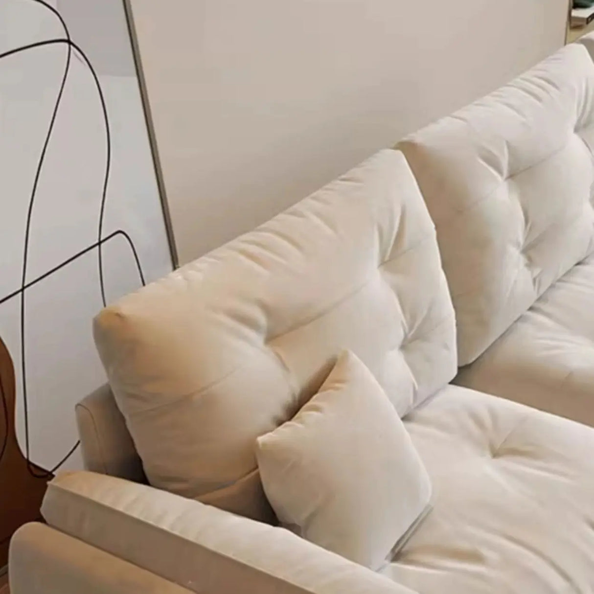 Off-White Scratch Resistant Leather Pillow Top Arm Sofa Image - 7