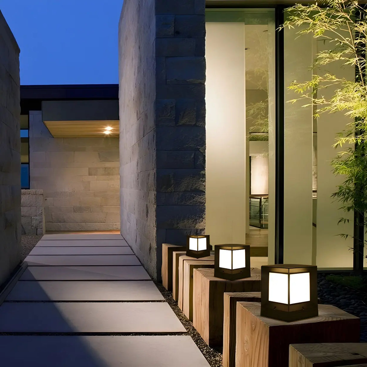 Outdoor Solar Simple Cube Metal Waterproof Pillar Light Image - 15