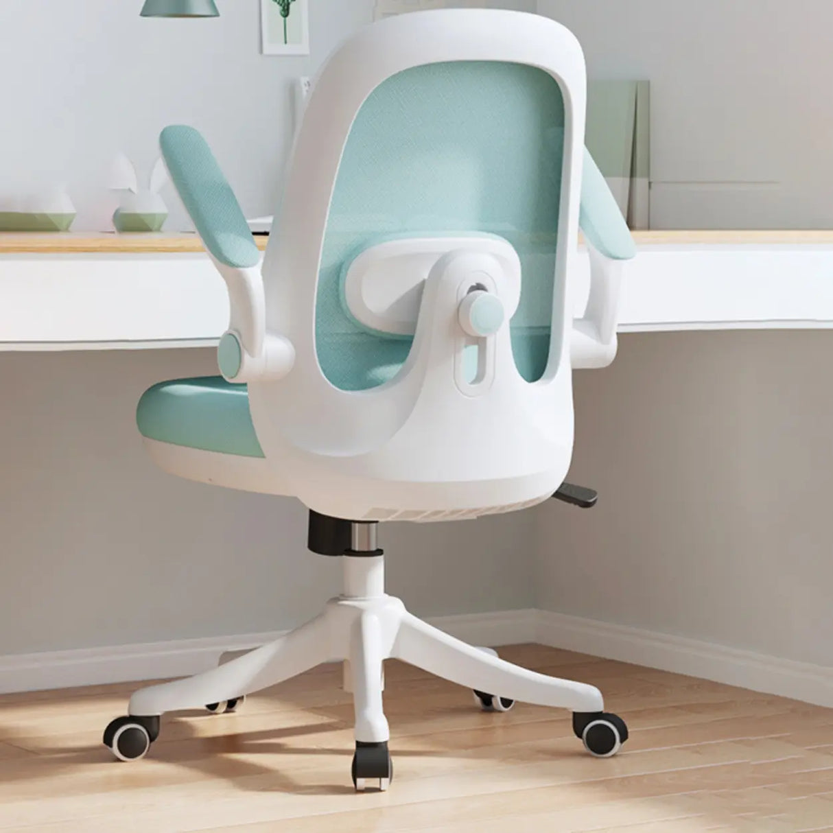 Pink Contemporary Mesh Ergonomic Swivel Office Chair Image - 3