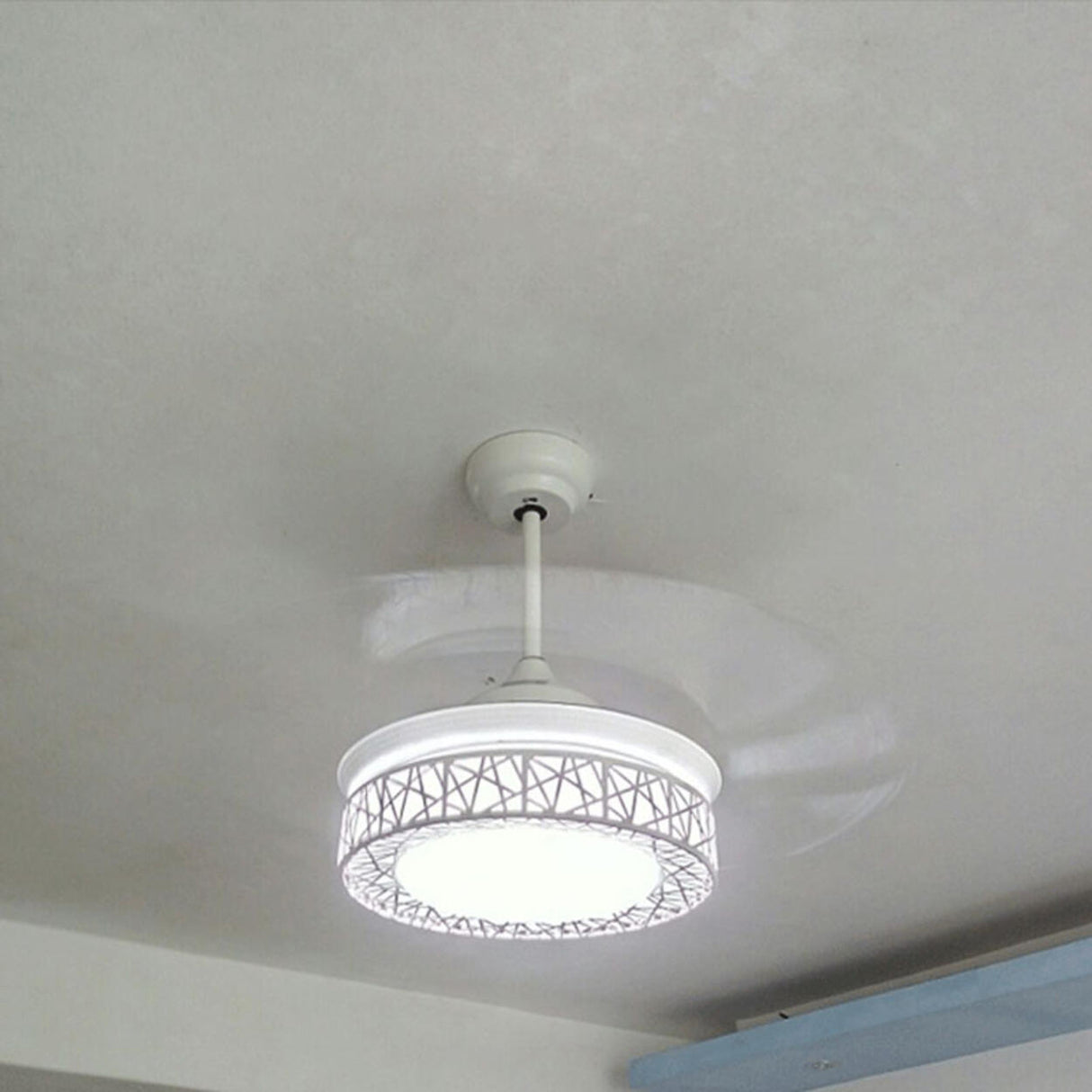 Retractable Blade White Round Ceiling Fan with Light Image - 3