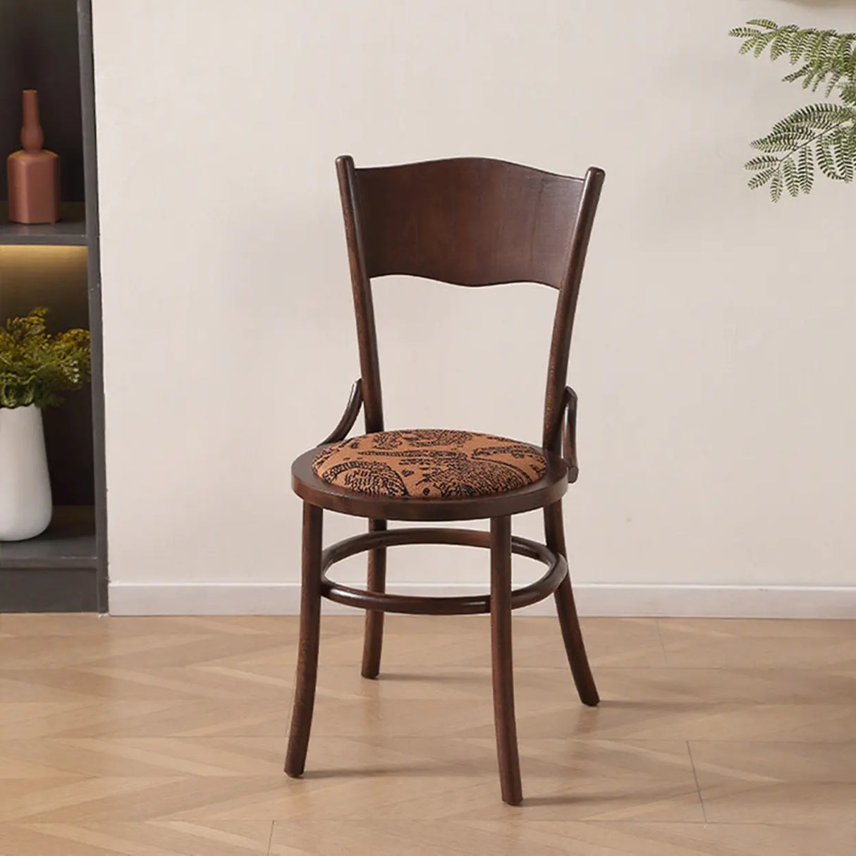 Rustic Mid-Century Wooden Back Curved Dining Chair with Cushion Image - 8