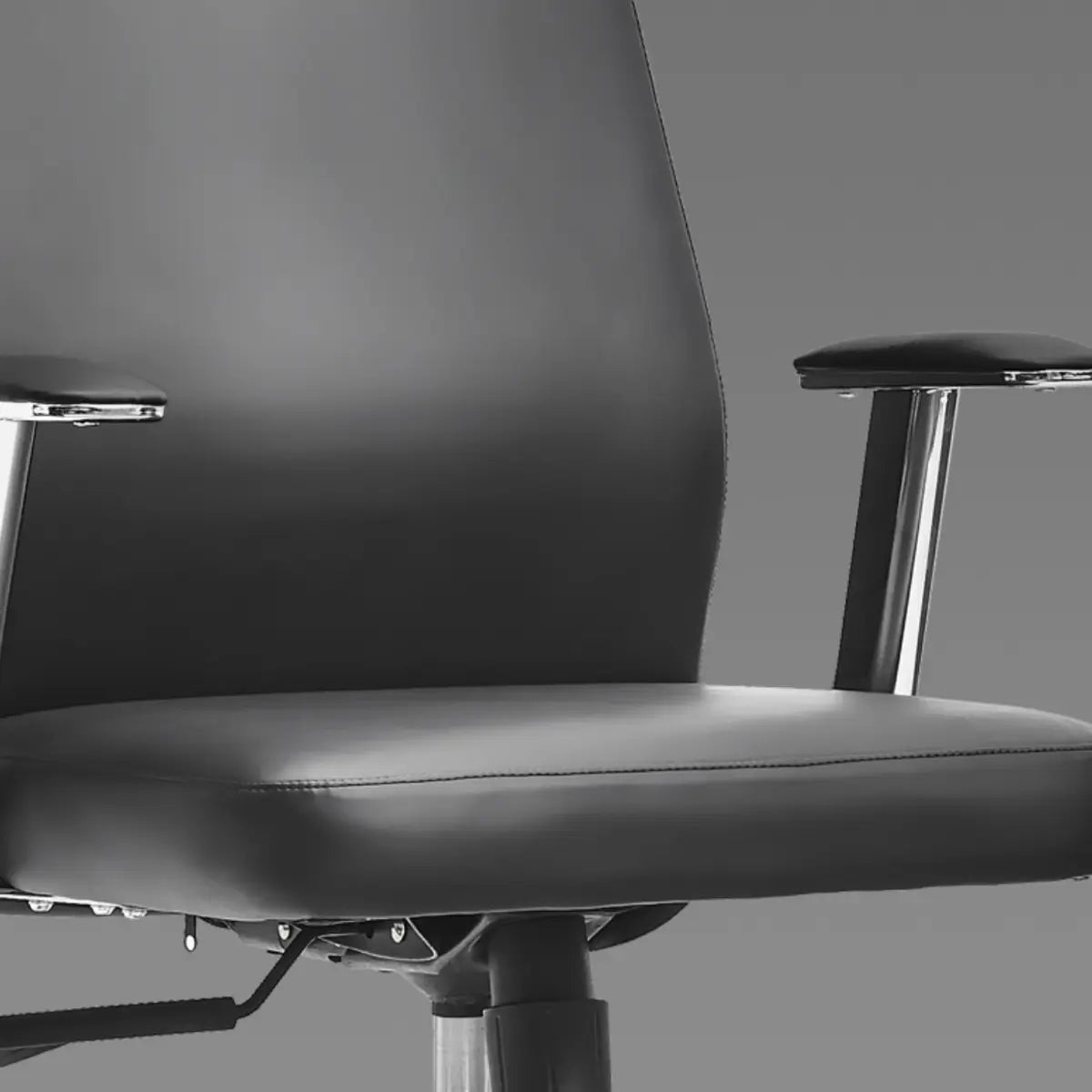 Scarlet Adjustable  Ergonomic Leather Swivel Office Chair Image - 9