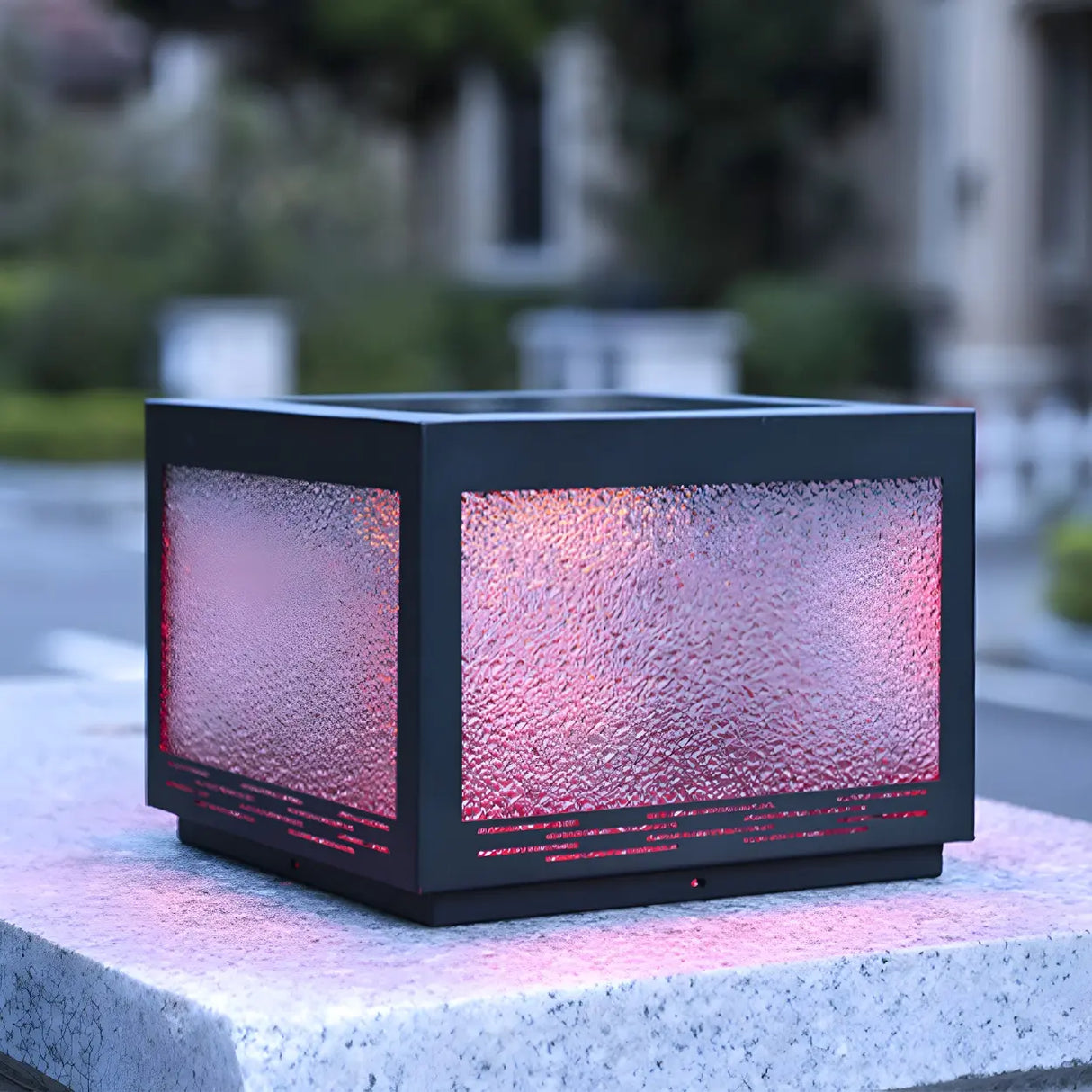 Simple Cube Metal Solar Lantern Outdoor Table Lamp Image - 11