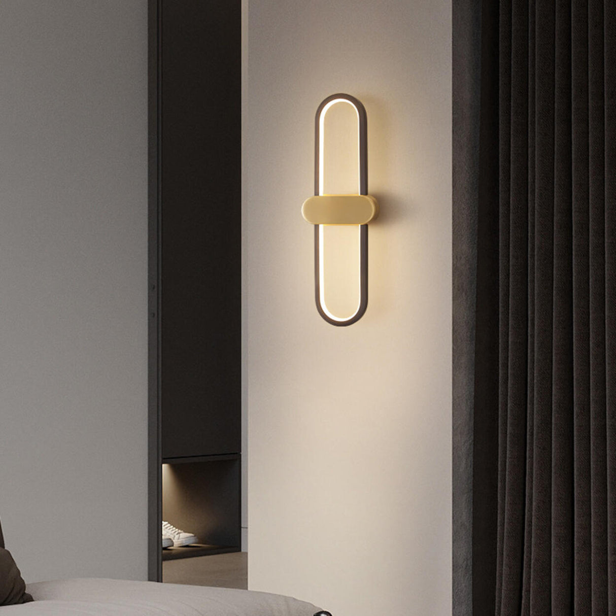 Simple Gold Oval LED Vanity Wall Light Fixtures Image - 4