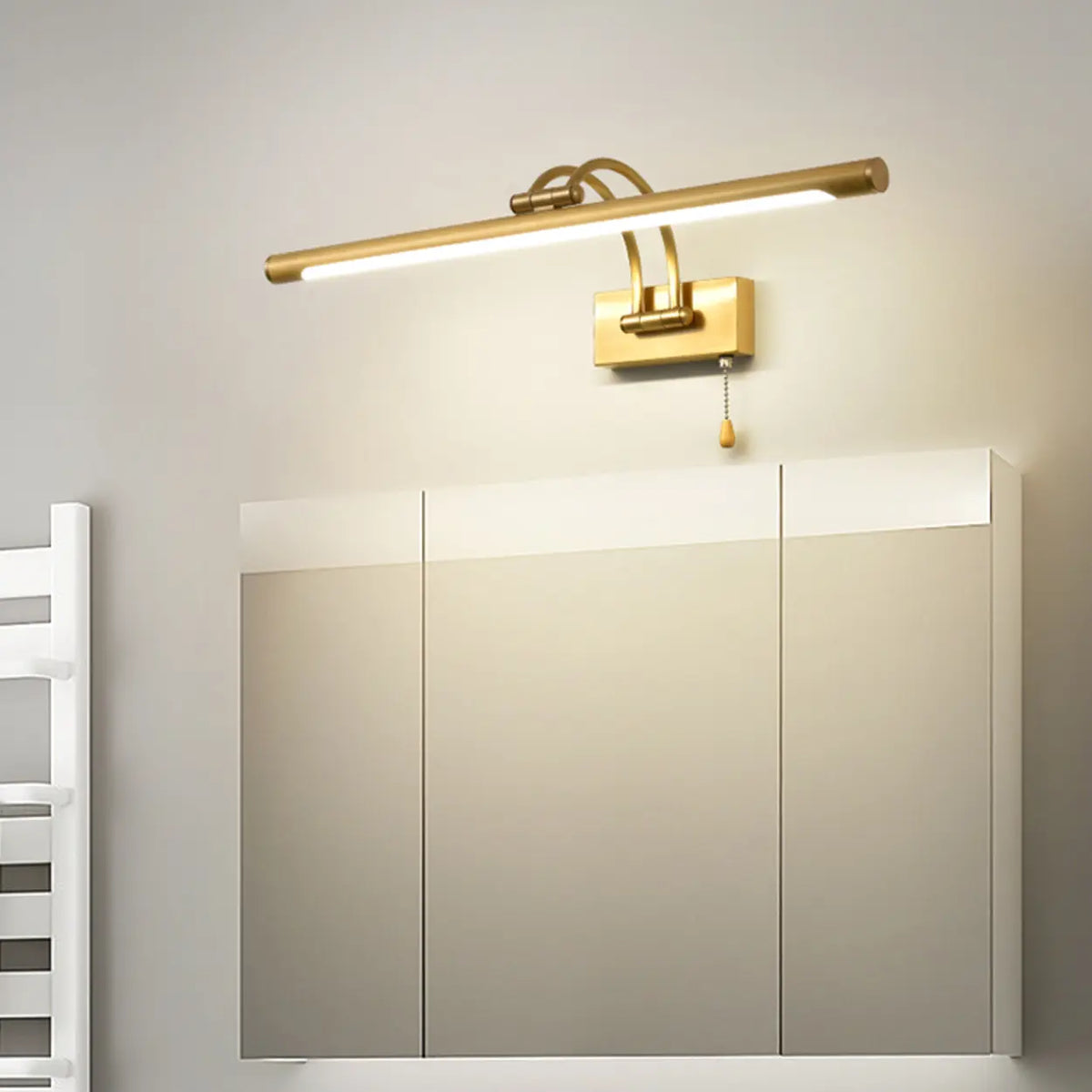 Vanity Light With Pull Chain