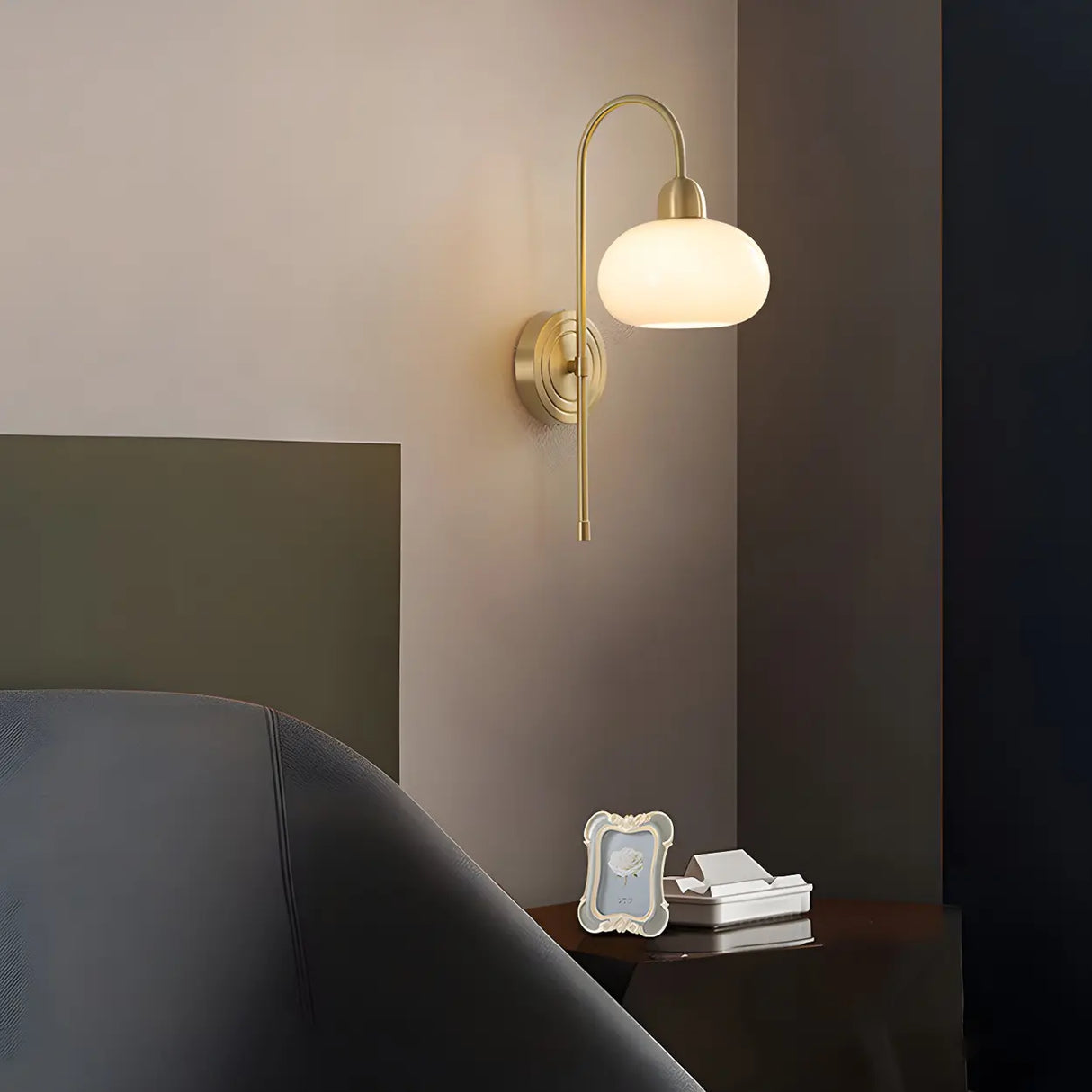 Simple Modern Globe Glass Gold Bedroom Wall Sconce Image - 11