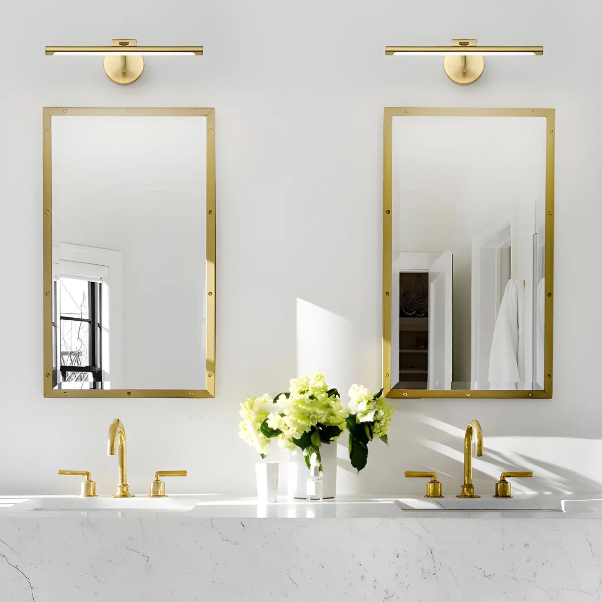 Stylish Brushed Gold Antler Art Vanity Wall Light Image - 26