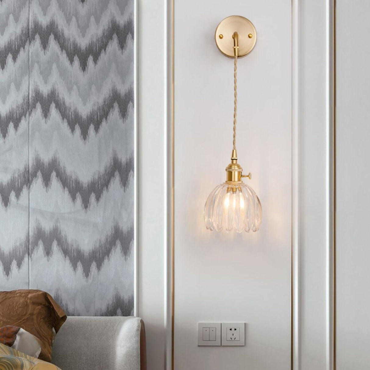 Stylish Gold Flower Clear Glass Bedside Wall Sconce Image - 6