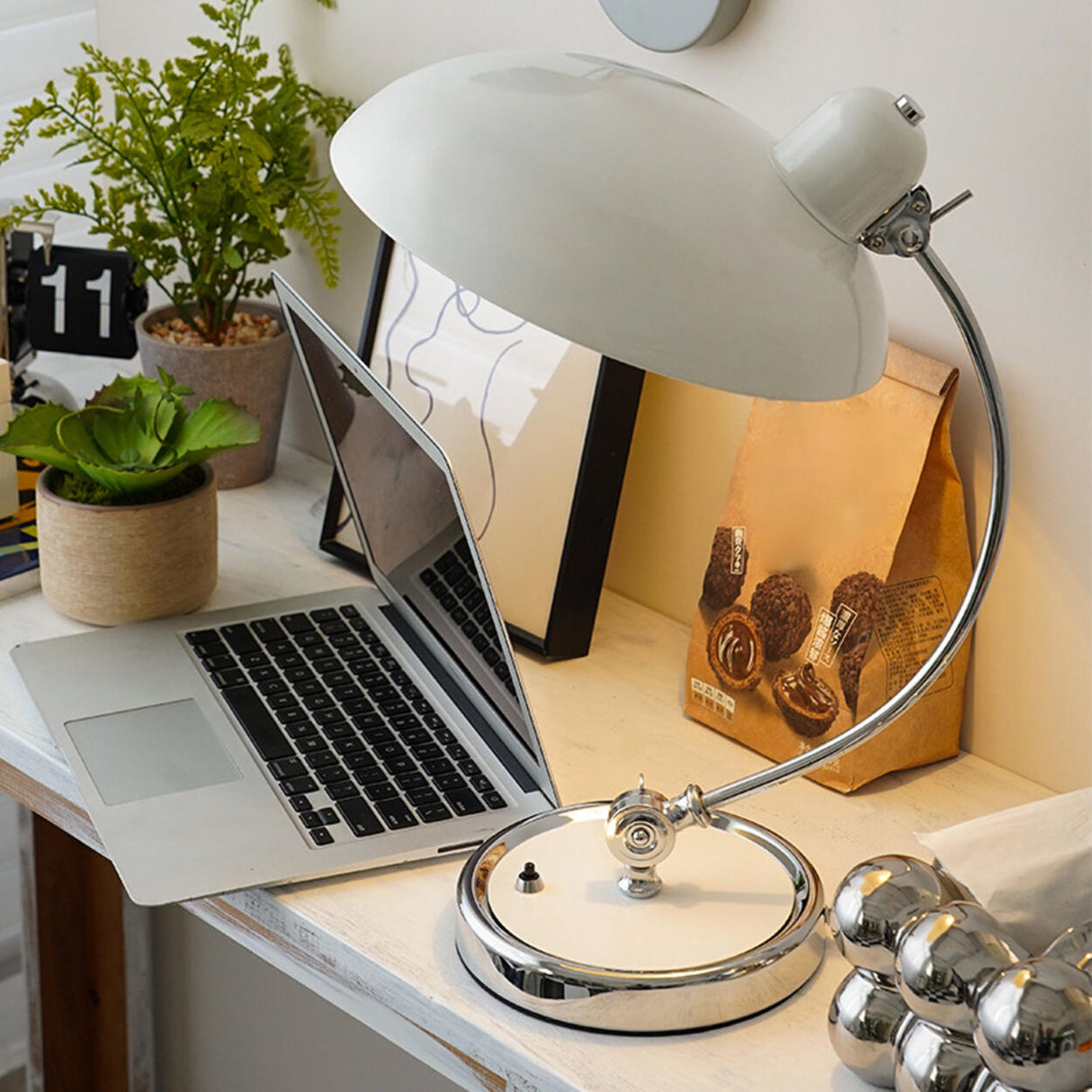 Stylish Silver Metal Curved Arm Bowl-Shaped Table Lamp Image - 13