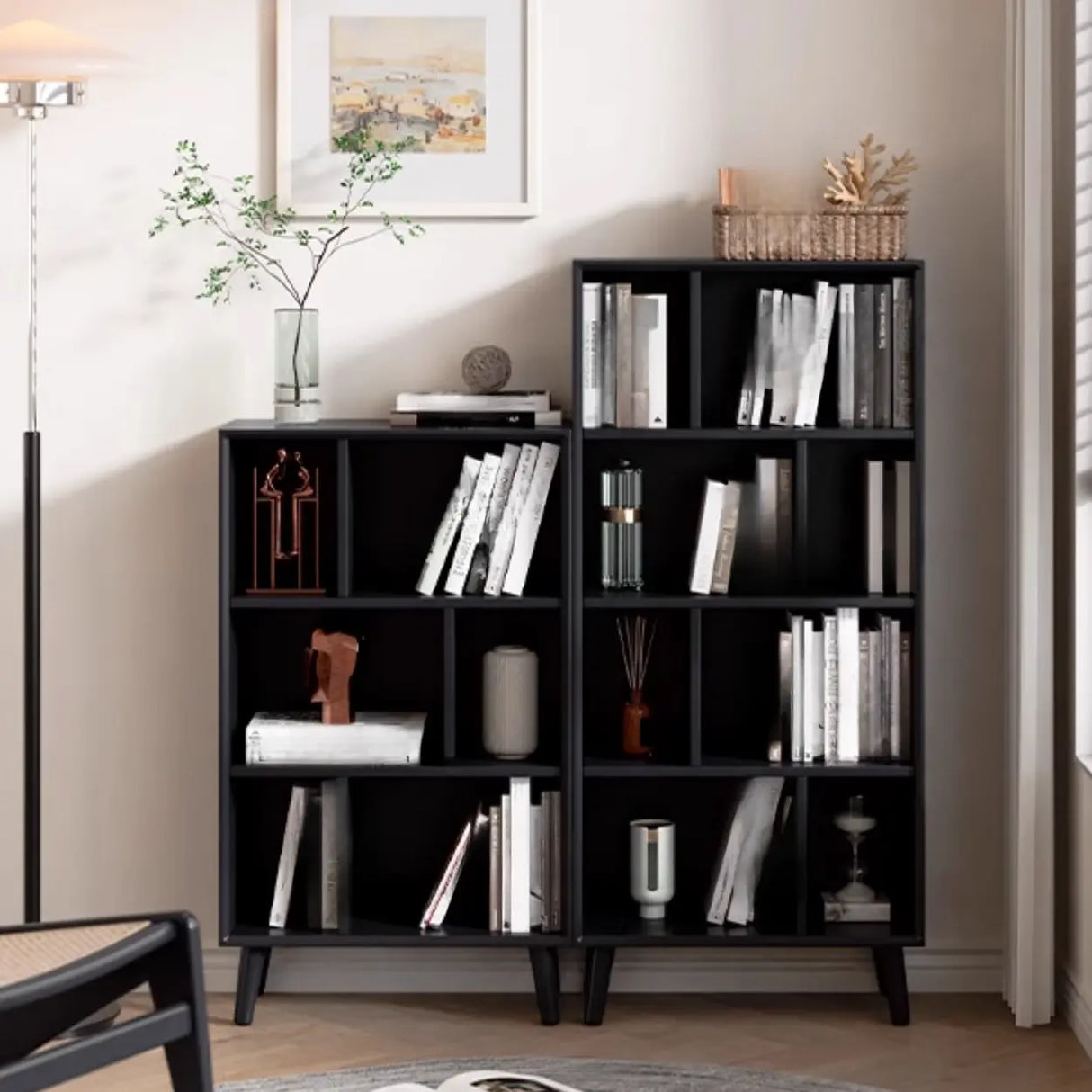 Stylish Vertical Black Rubberwood Display Bookcase Image - 6