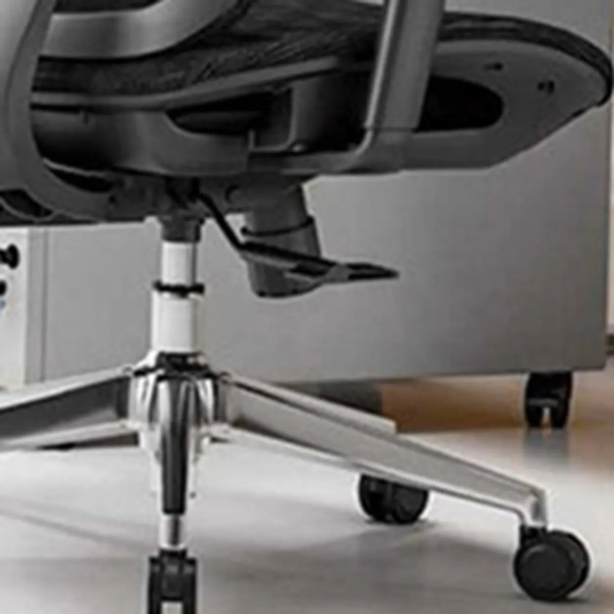 Swivel Ergonomic Black Mesh Lumbar Support Office Chair Image - 11
