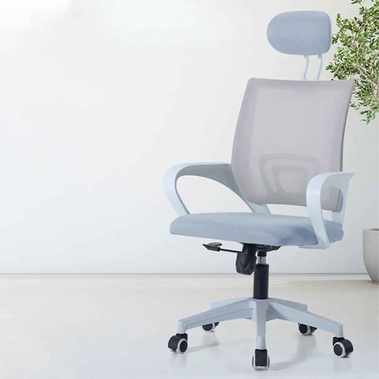 Tilt Ergonomic Mesh Adjustable Office Chair with Headrest Image - 4