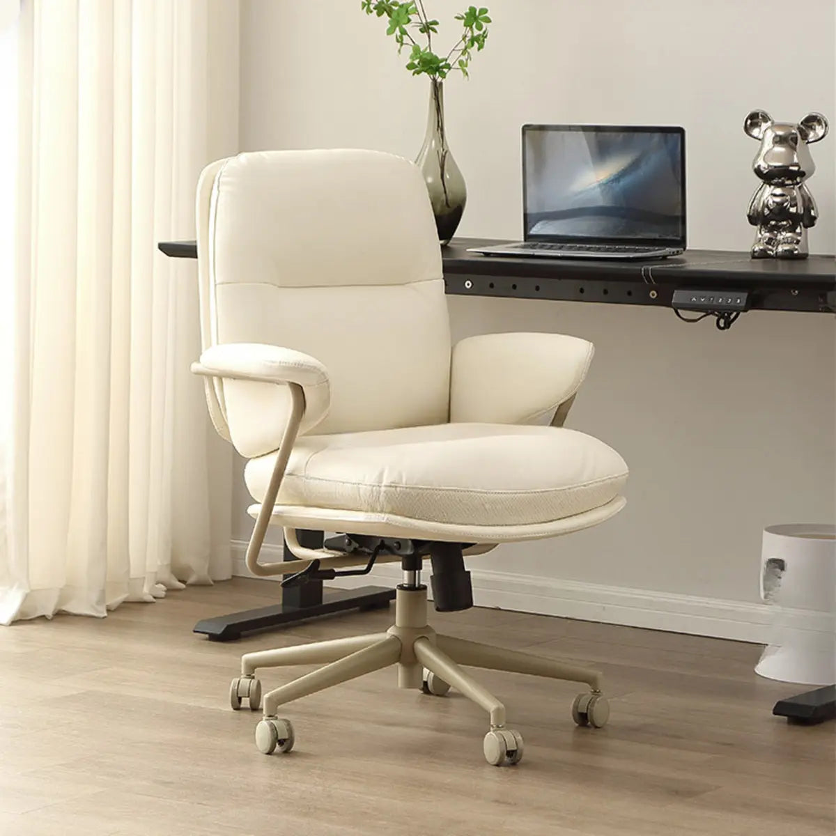 Tilt Mechanism Fixed Arms Swivel Nylon Leather Office Chair Image - 4
