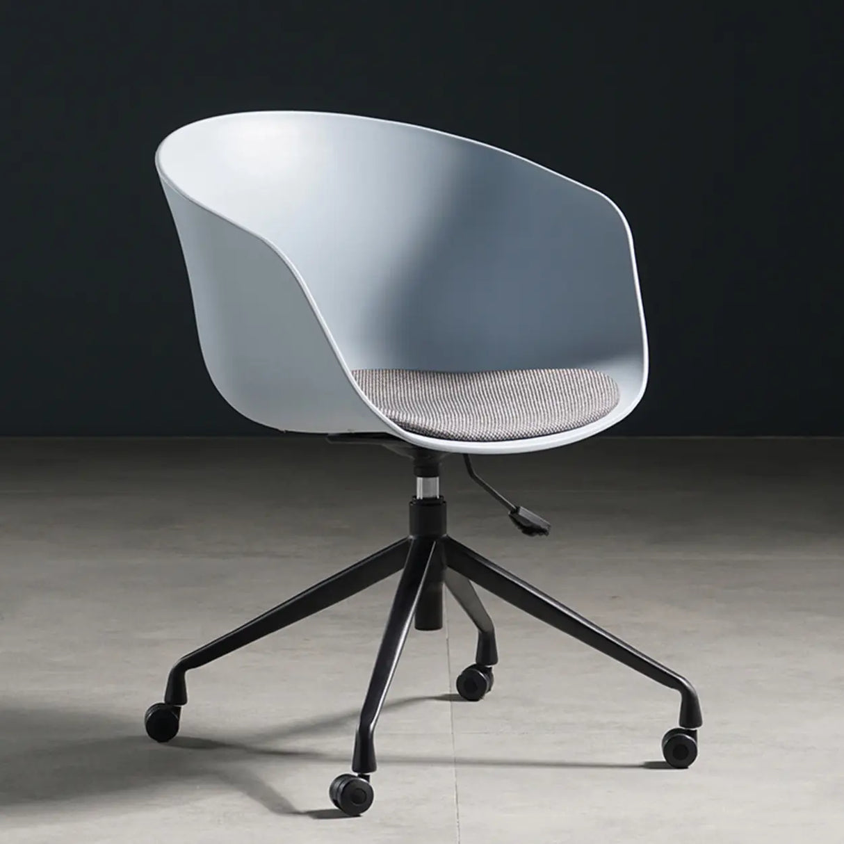 Trendy Adjustable Seat Height Ergonomic Metal Office Chair Image - 24
