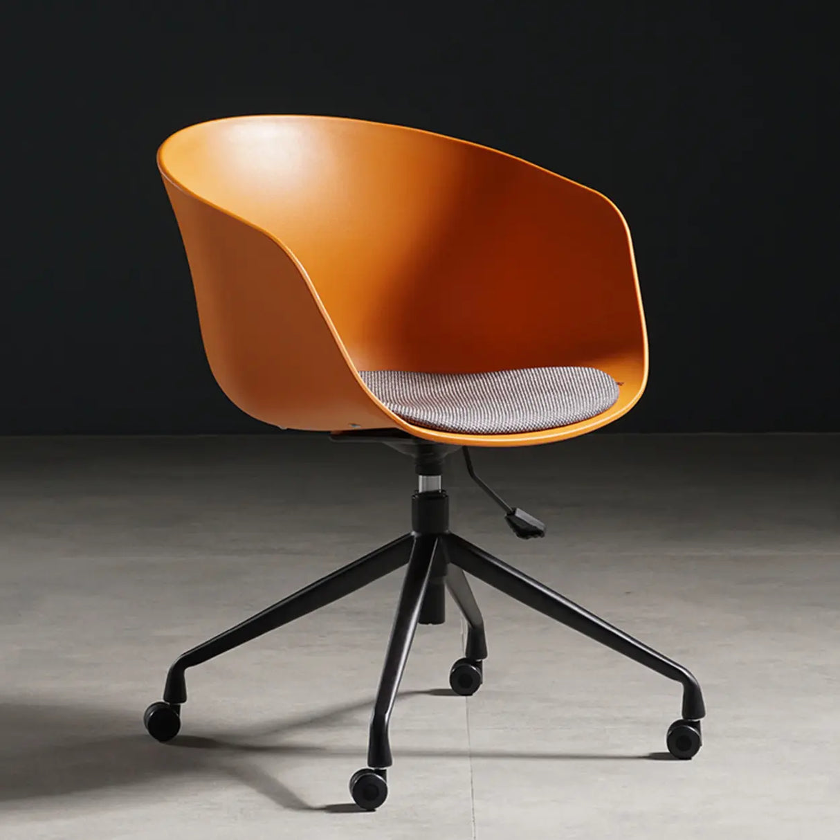 Trendy Adjustable Seat Height Ergonomic Metal Office Chair Image - 27