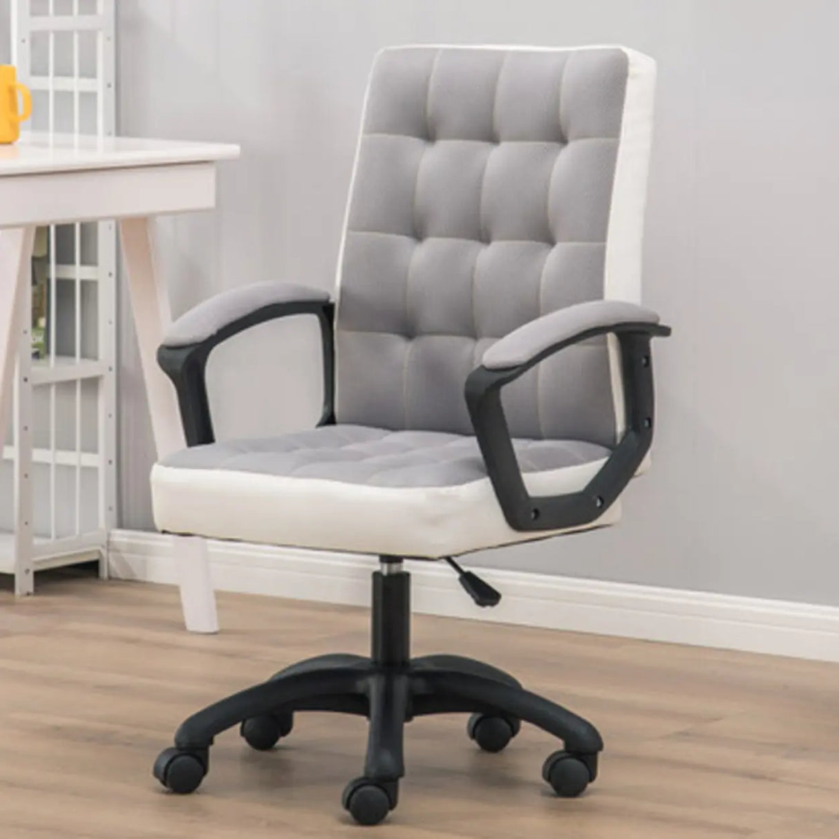 Trendy Ergonomic Leather Swivel Office Chair with Rollers Image - 15
