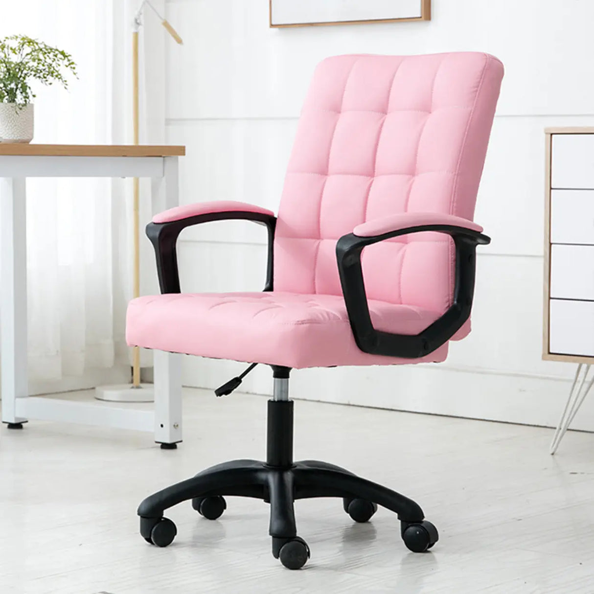 Trendy Ergonomic Leather Swivel Office Chair with Rollers Image - 4