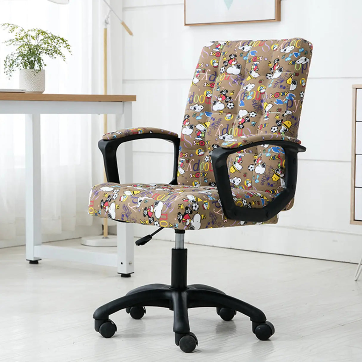 Trendy Ergonomic Leather Swivel Office Chair with Rollers Image - 9