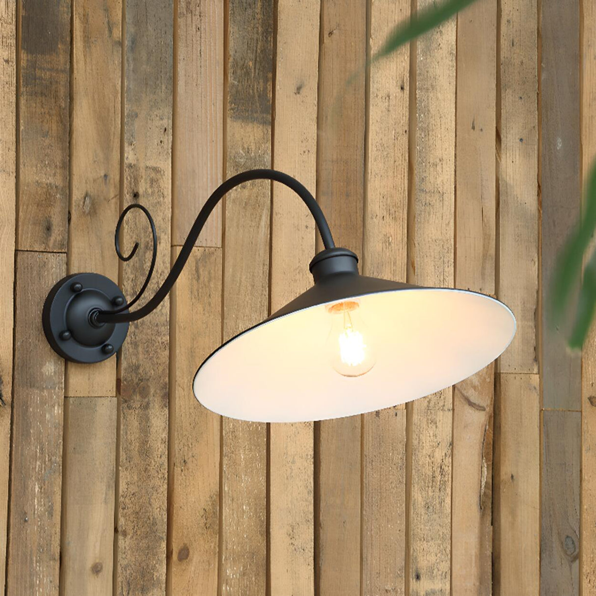 Vintage Black Industrial Outdoor Wall Light Image - 3