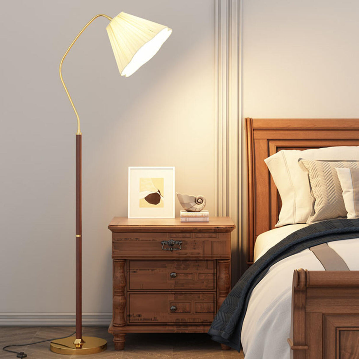 Vintage Brass Beige Floral Living Room Floor Lamp Image - 6