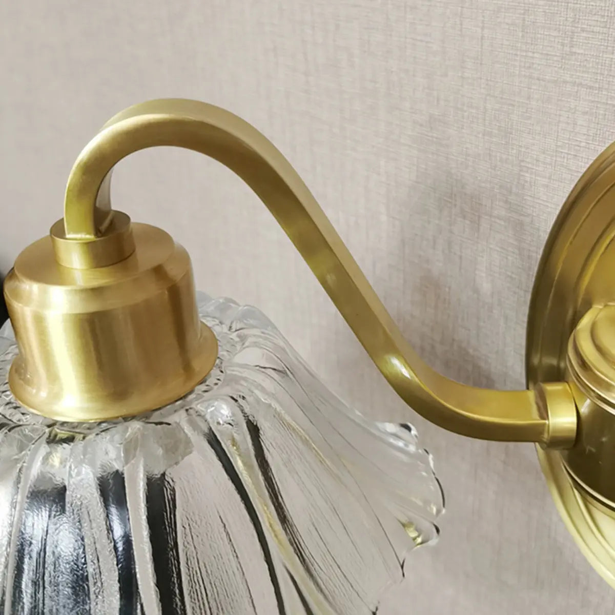 Vintage Clear Floral Glass and Brass Vanity Light Image - 11
