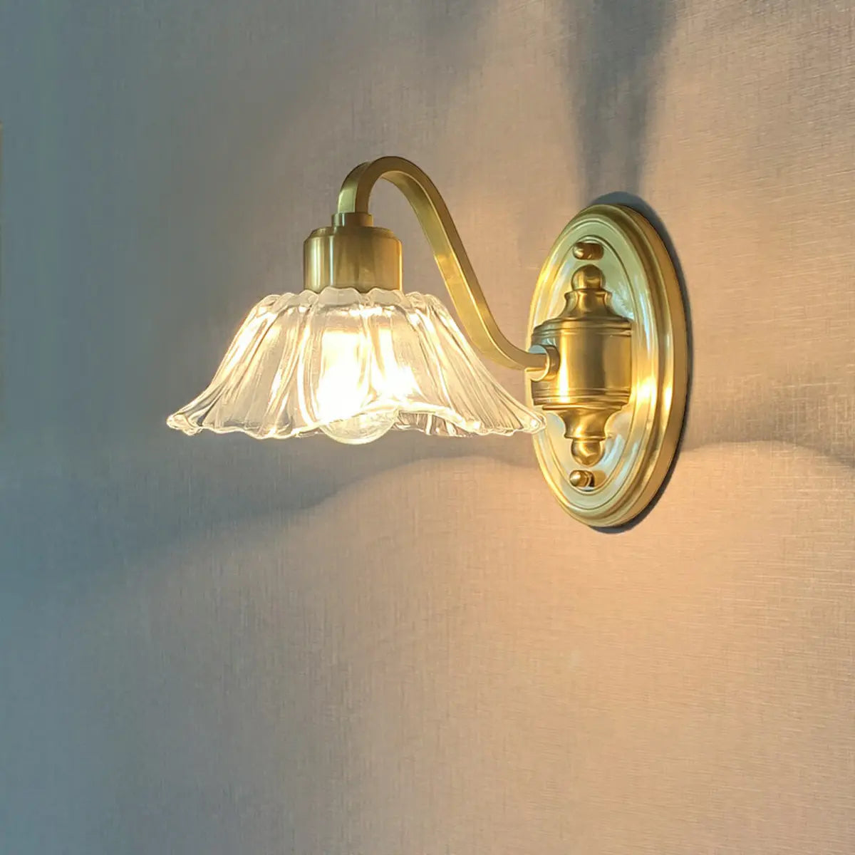 Vintage Clear Floral Glass and Brass Vanity Light Image - 14