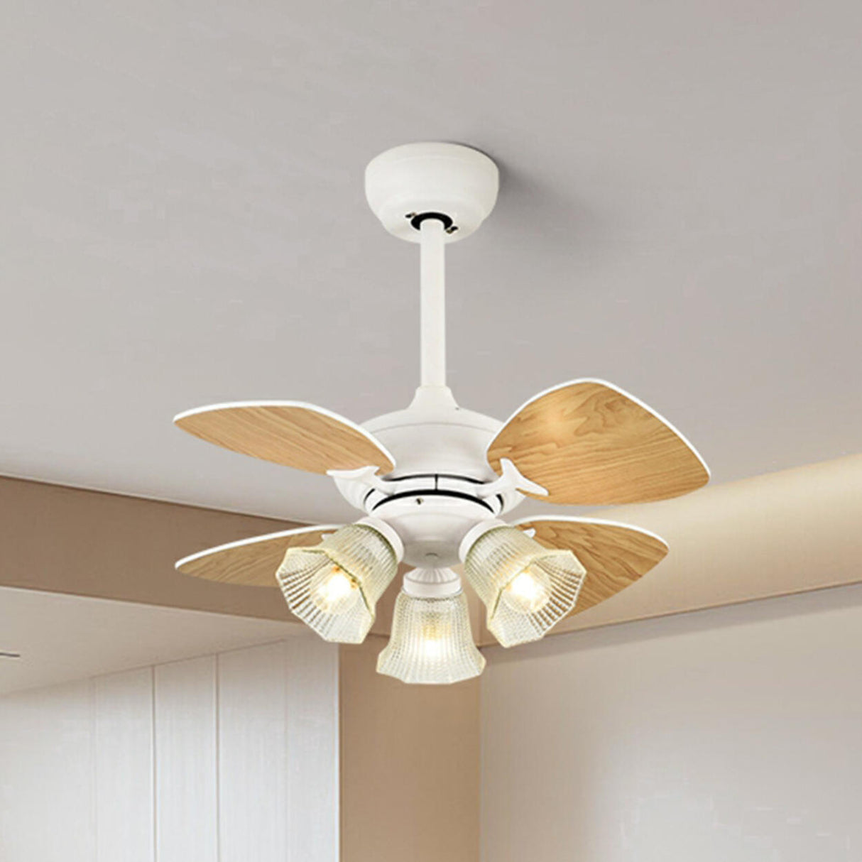 Vintage Floral Shade 4 Wood Blade Chandelier Fan Light Image - 3