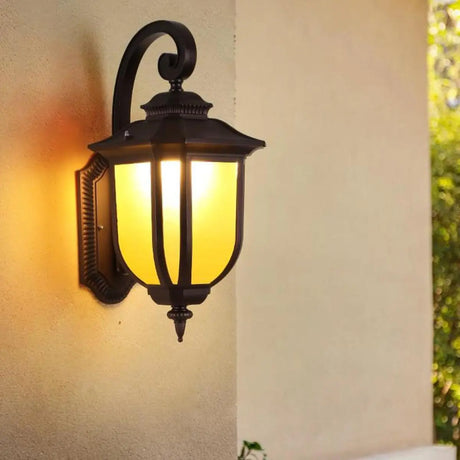 Vintage Lantern Black Aluminum Outdoor Wall Light Image - 2