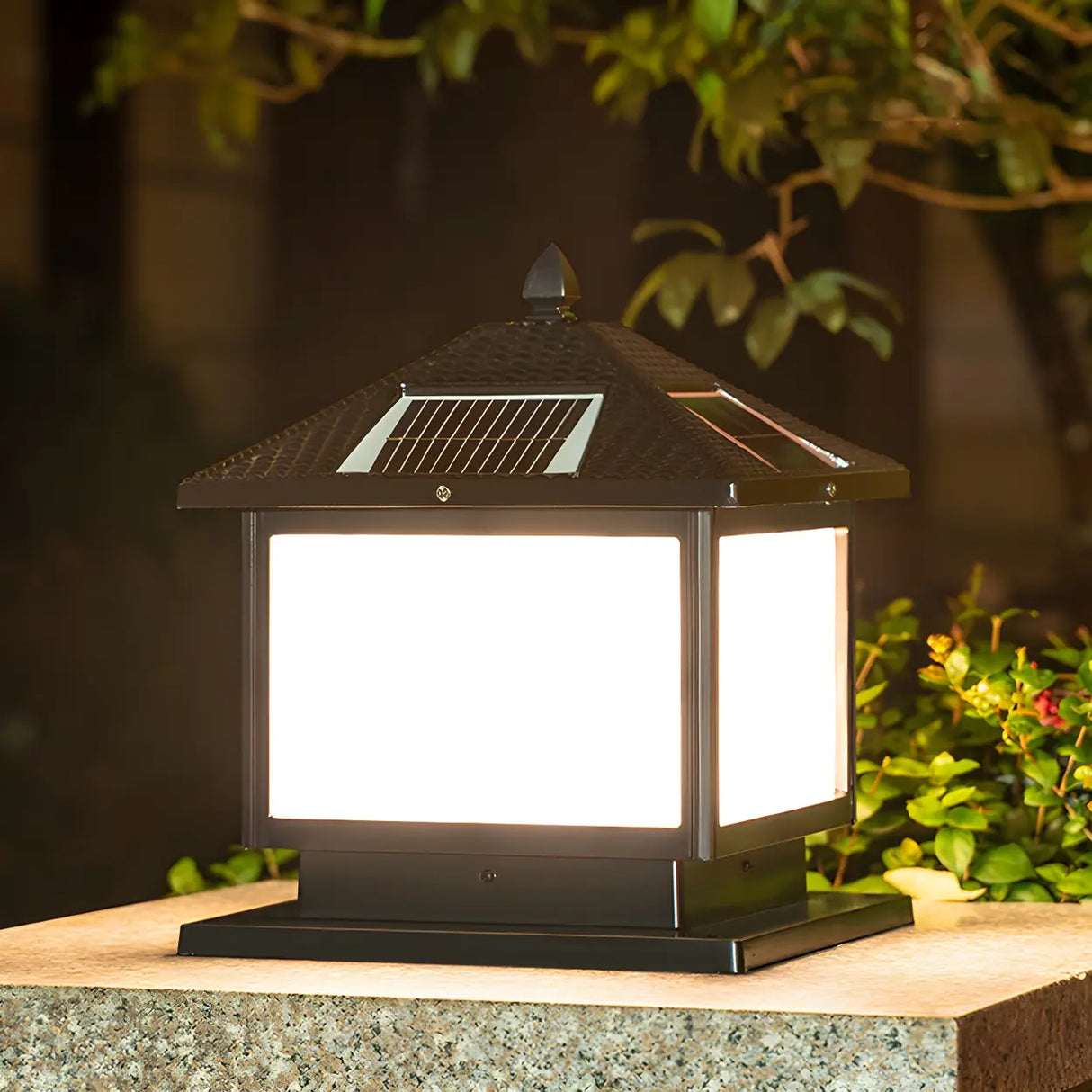 Vintage Oriental Solar Metal Outdoor Lantern Lamp Image - 4