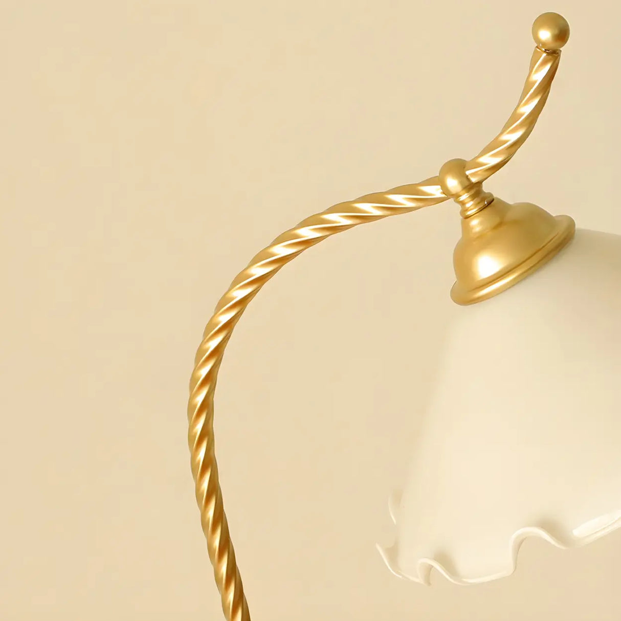 Vintage Scalloped Shade Gold Metal LED Floor Lamp Image - 12