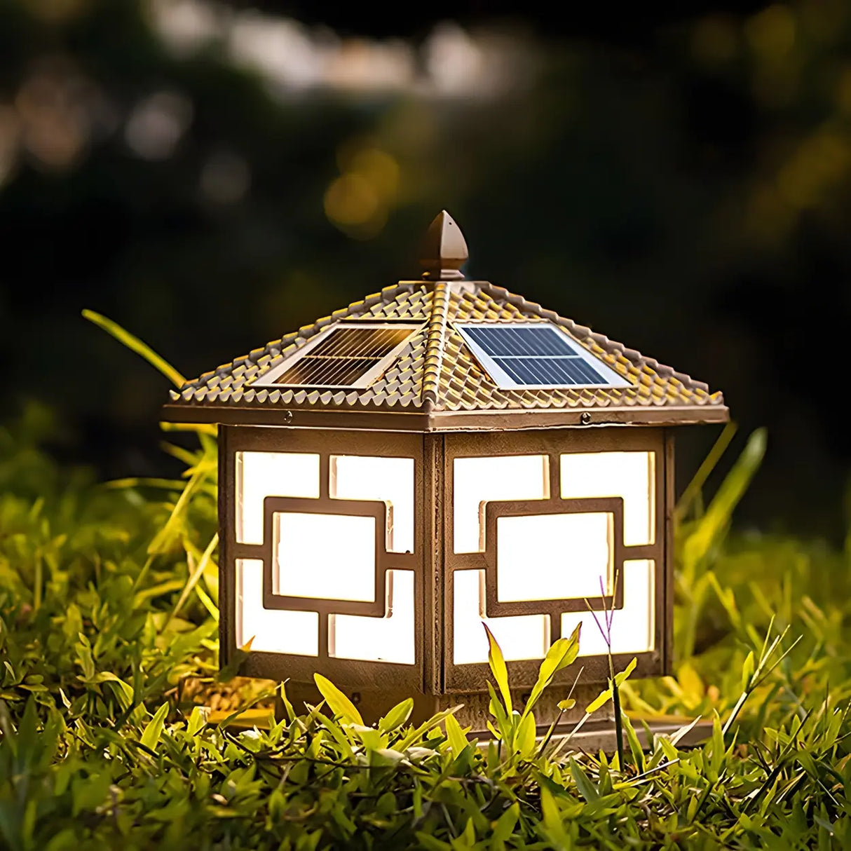 Vintage Solar Lantern Metal Outdoor Patio Table Lamp Image - 1