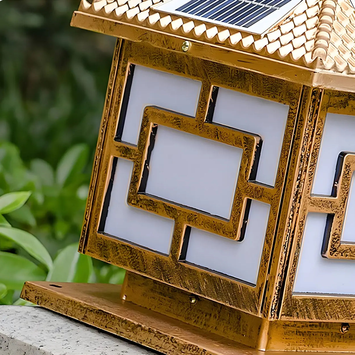 Vintage Solar Lantern Metal Outdoor Patio Table Lamp Image - 9