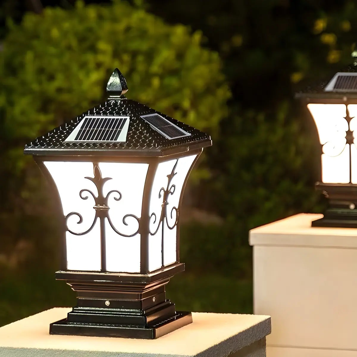 Vintage Solar Lantern Outdoor Garden Column Light Image - 4