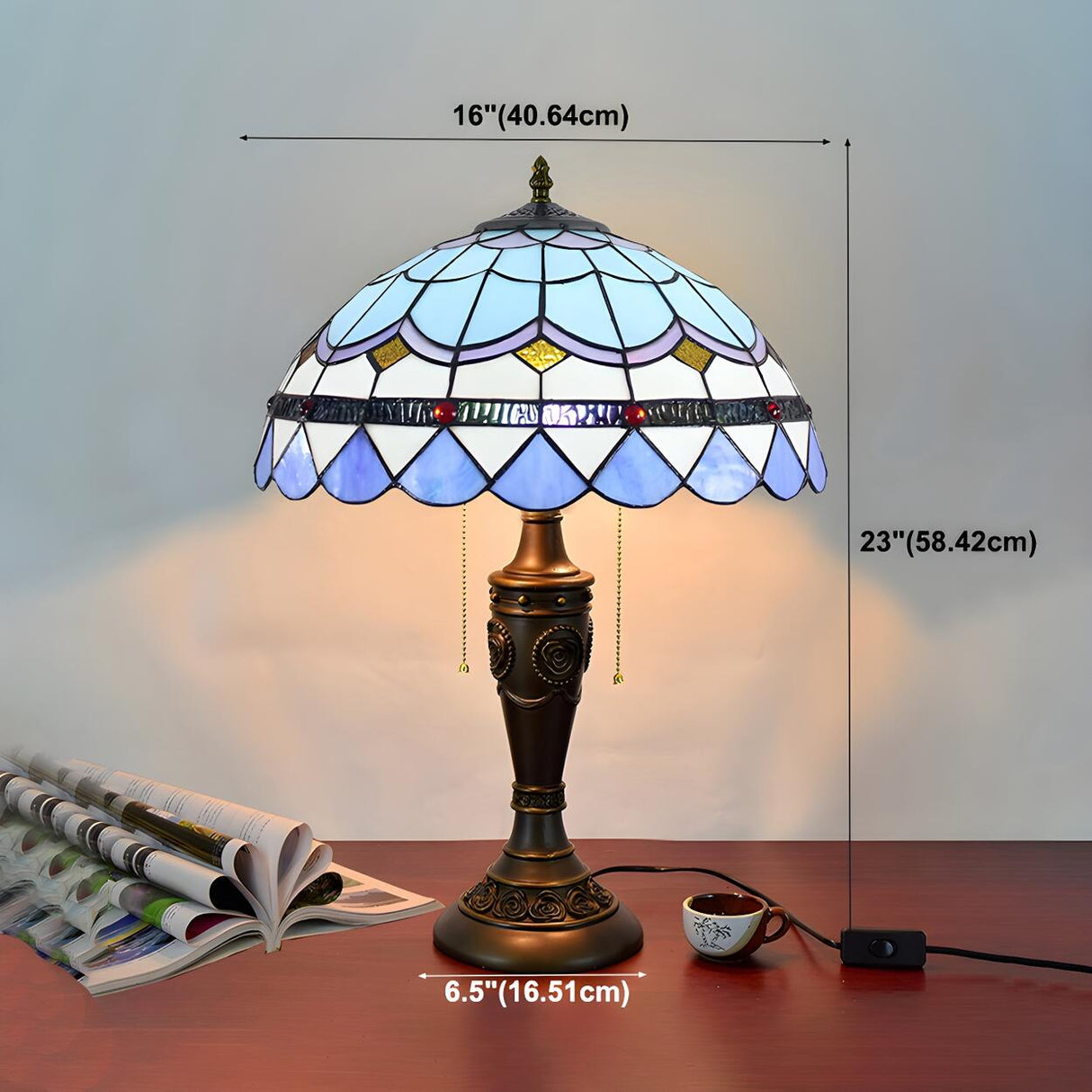 Vintage Tiffany Dome Stained Glass Shade Table Lamp 