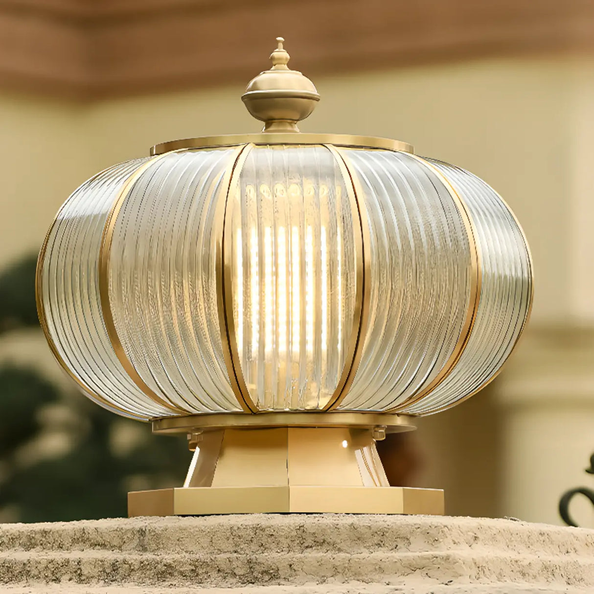 Waterproof Vintage Brass Solar LED Outdoor Pillar Light Image - 6
