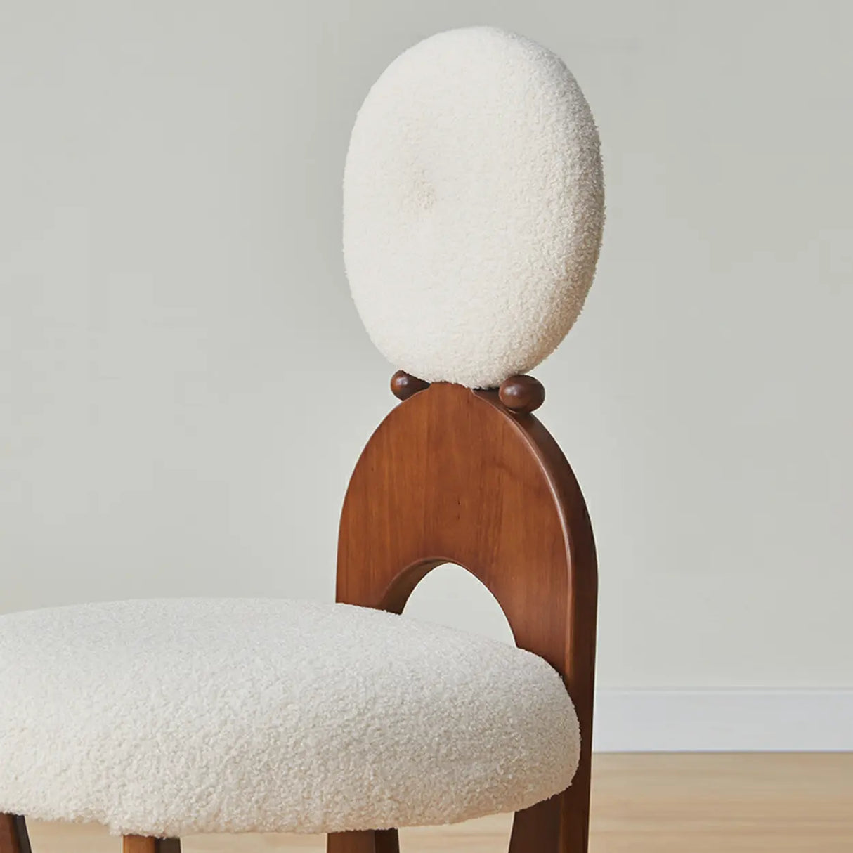 White Round Wood King Louis Back Velvet Dining Chair Image - 8